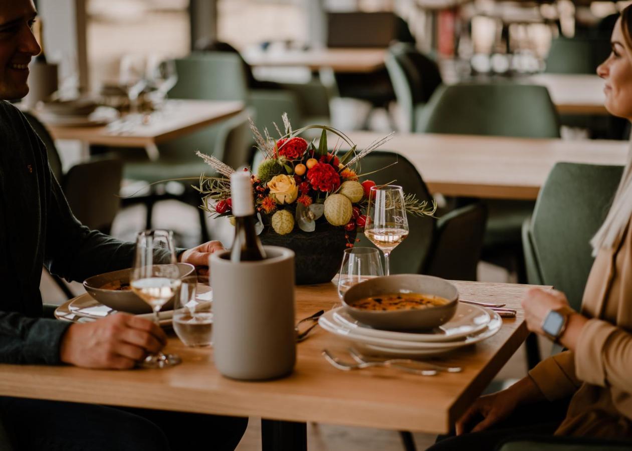 Weinzuhause Hotel-Restaurant-Vinothek Mommenheim 外观 照片