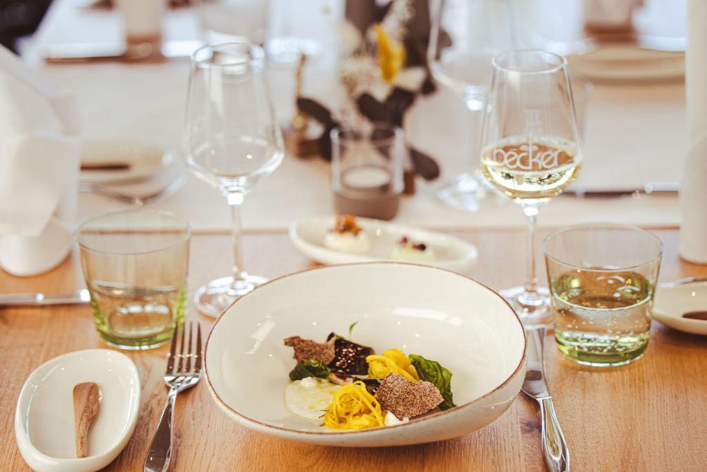 Weinzuhause Hotel-Restaurant-Vinothek Mommenheim 外观 照片