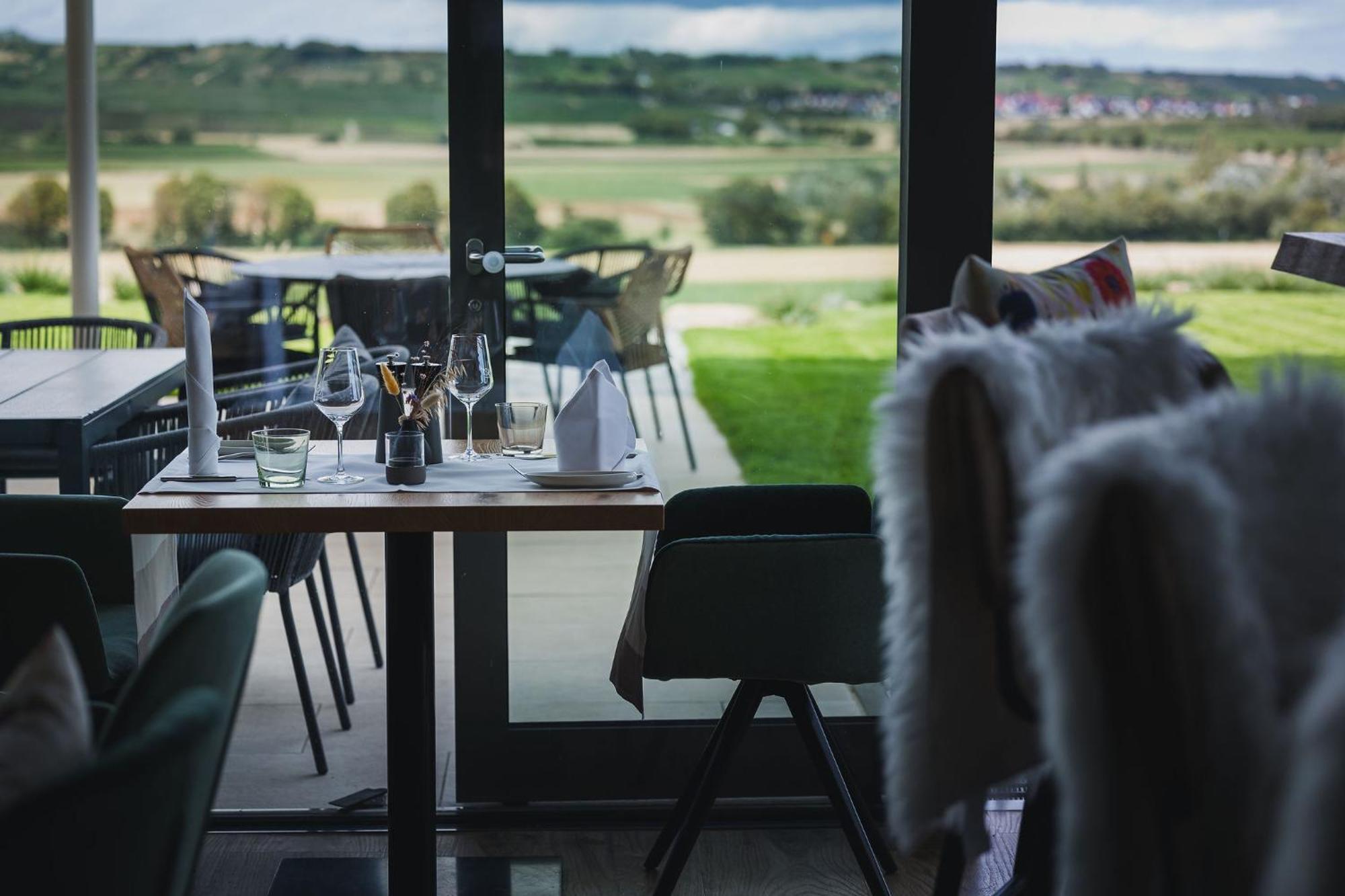 Weinzuhause Hotel-Restaurant-Vinothek Mommenheim 外观 照片