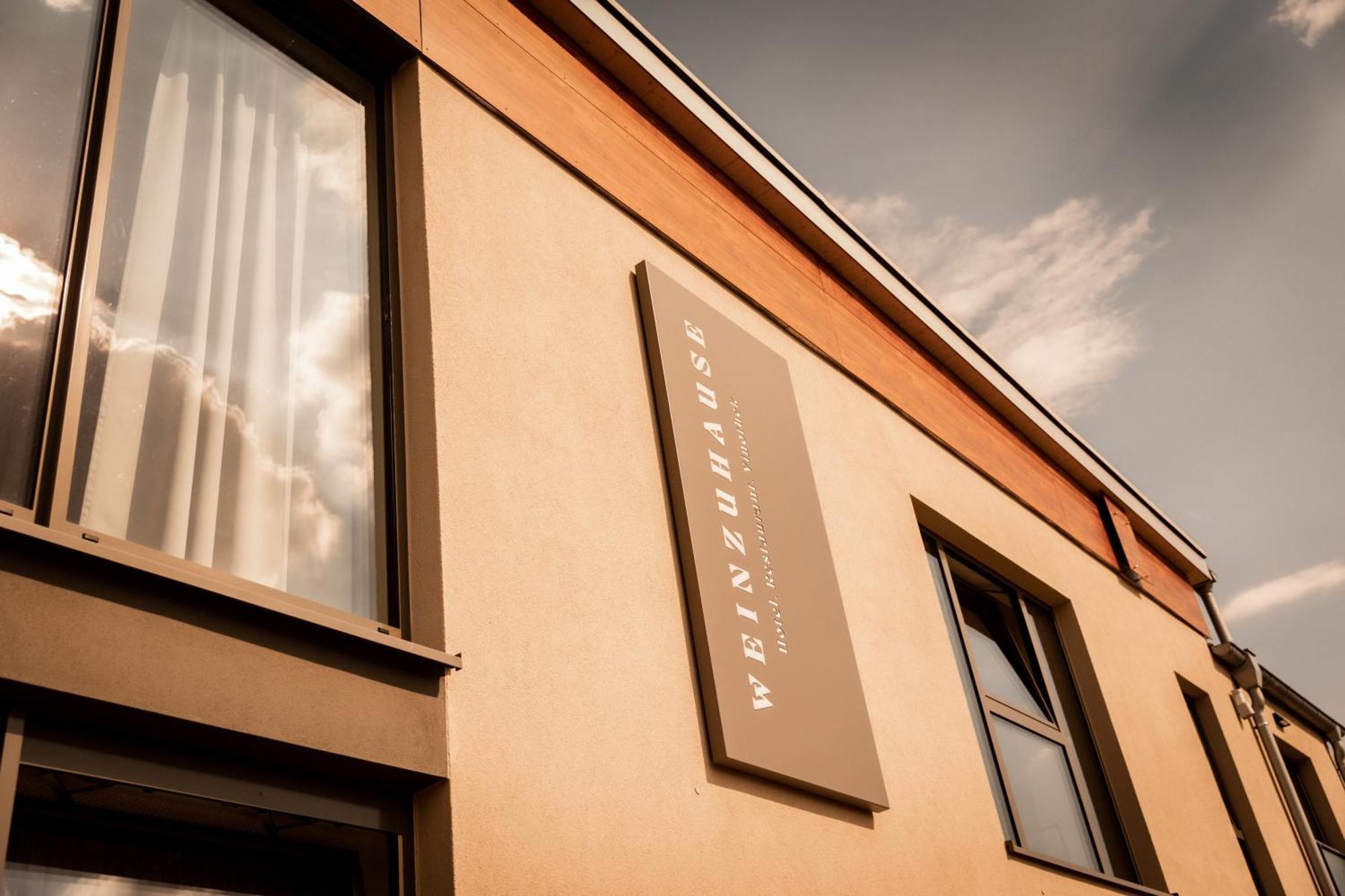 Weinzuhause Hotel-Restaurant-Vinothek Mommenheim 外观 照片